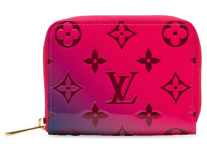 Porte-monnaie rose Louis Vuitton Monogram Vernis Ombre Zippy Cuir  ref.1389223