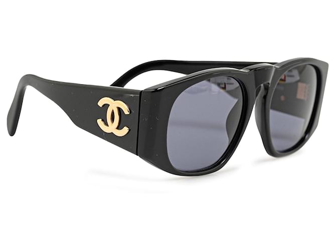 Black Chanel Round Tinted Sunglasses  ref.1389425