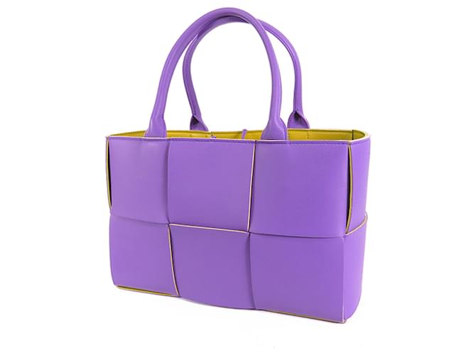 Bolso tote pequeño Arco de Bottega Veneta morado Púrpura Cuero  ref.1389503