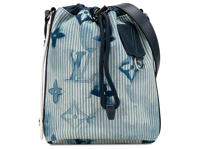 Bucket Bolso bombonera azul Louis Vuitton con monograma y acuarela Sac Marin BB Cuero  ref.1389554
