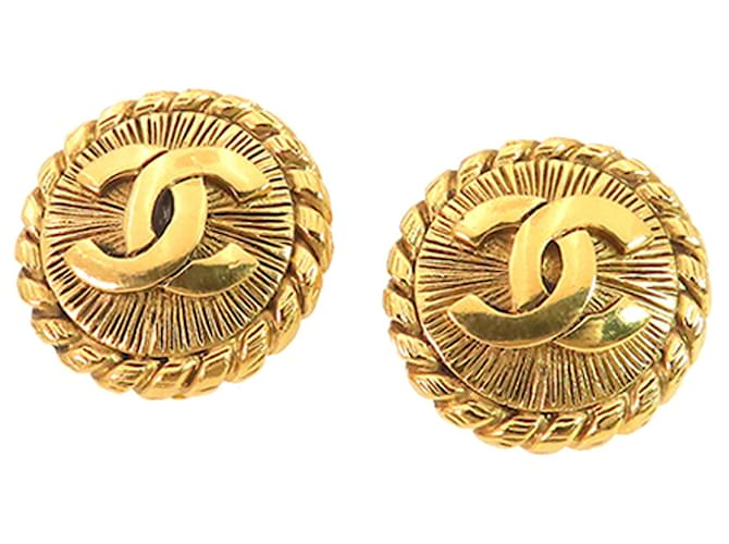 Gold Chanel CC Clip On Earrings Golden Gold-plated  ref.1390153