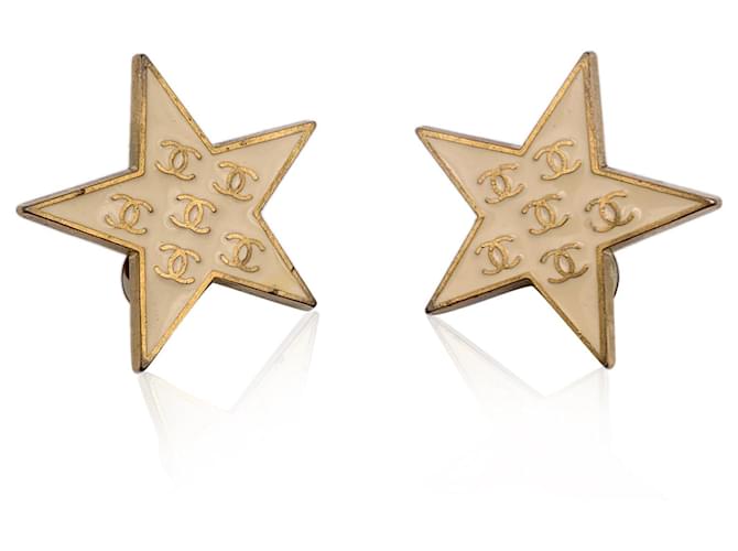 Chanel Vintage Gold Metal Stars CC Logos Clip On Earrings Beige  ref.1390289