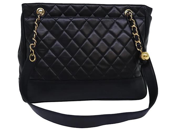 Chanel Matelassé Preto Couro  ref.1390669