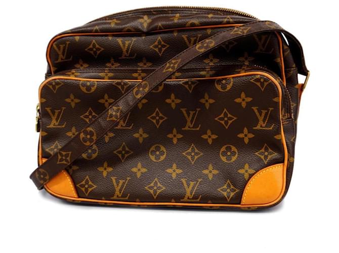 Louis Vuitton Nile Castaño Lienzo  ref.1390763