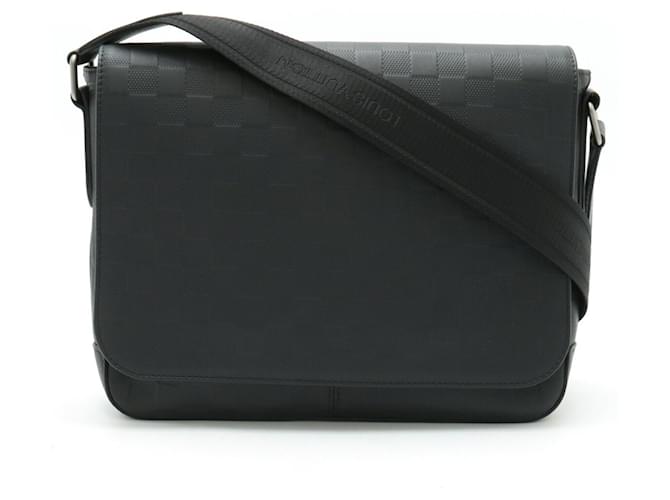 Louis Vuitton District Black Cloth  ref.1390777