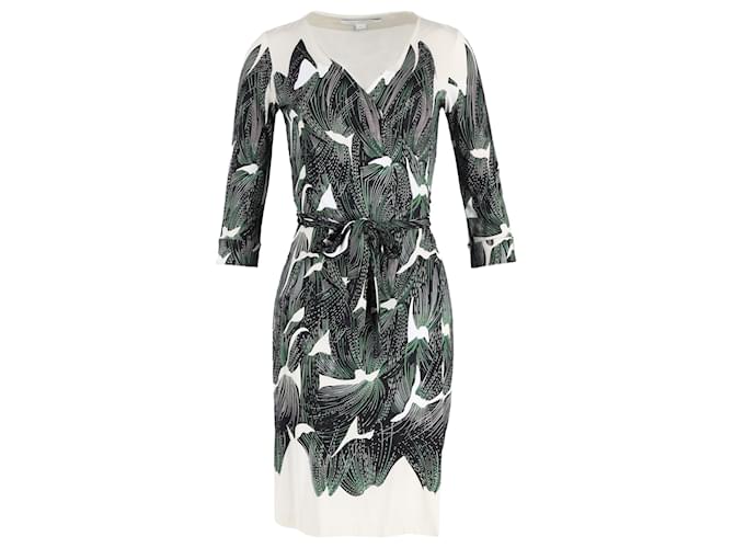 Diane von Furstenberg Julian Printed Wrap Dress in Green Silk Olive green  ref.1391114