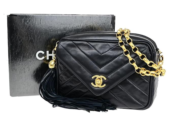 Chanel V-Stich Black Leather  ref.1391854