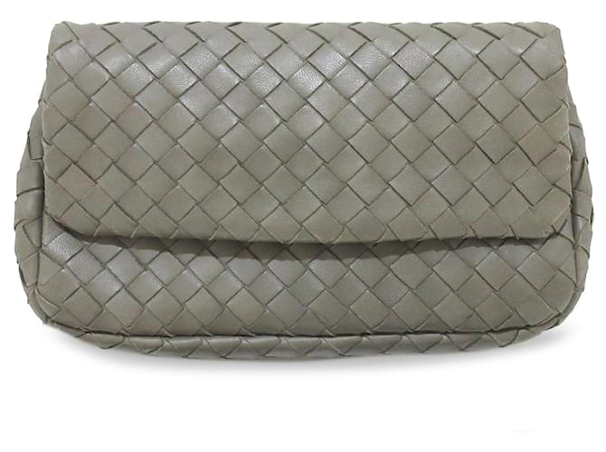 Bolso bandolera gris con solapa Intrecciato de Bottega Veneta Cuero  ref.1392113