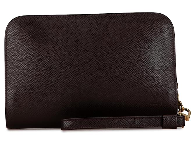 Bolso clutch Louis Vuitton Taiga Baikal marrón Castaño Cuero  ref.1392126