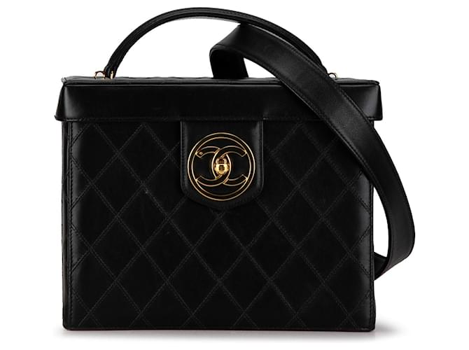 Black Chanel CC Turnlock Lambskin Vanity Case Leather  ref.1392592