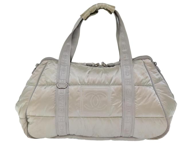 Chanel Bonbon bag Silvery Synthetic  ref.1392897