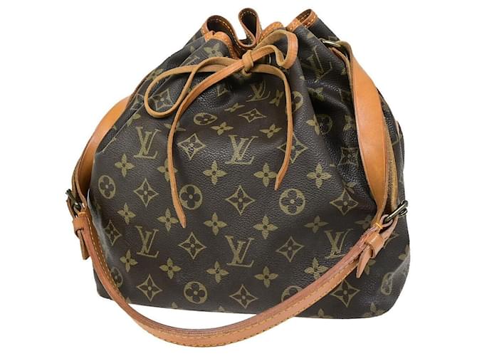 Noe Louis Vuitton Petit Noé Castaño Lienzo  ref.1393127