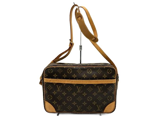 Louis Vuitton Trocadéro Castaño Lienzo  ref.1393290