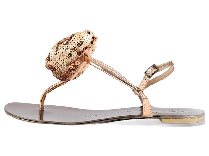 Sandalias de dedo con flores y lentejuelas de Giuseppe Zanotti en talla 37 EU Dorado Cuero  ref.1393522