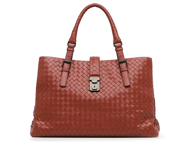 Bottega Veneta Rouge Moyen Intrecciato Roma Cuir Veau façon poulain Marron  ref.1393652