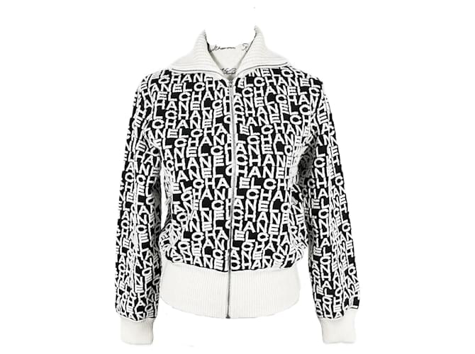 Chanel Veste bomber avec logo emblématique de Kylie Jenner Laine Multicolore  ref.1393741