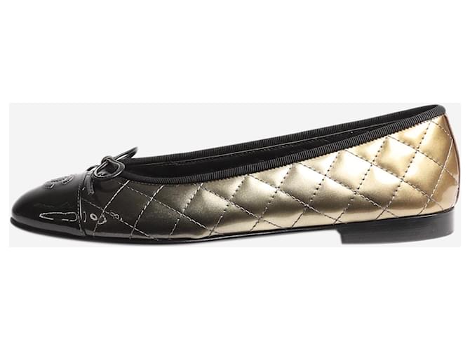 Chanel Gold patent quilted metallic ballet flats - size EU 40 Golden Leather  ref.1394497