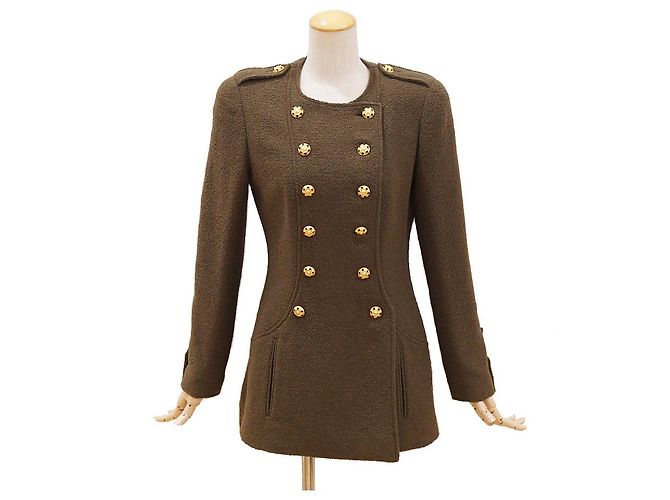 Cambon Chanel 1996 runway 22 Gripoix button Jacket Khaki