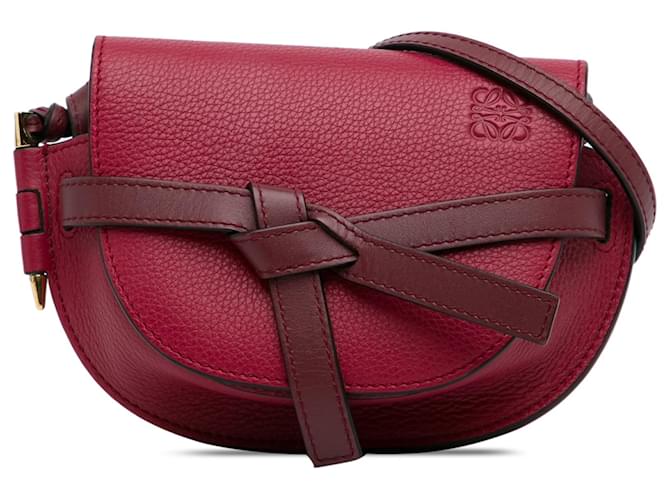 LOEWE Mini bolsa de couro vermelha Vermelho Bezerro-como bezerro  ref.1394572