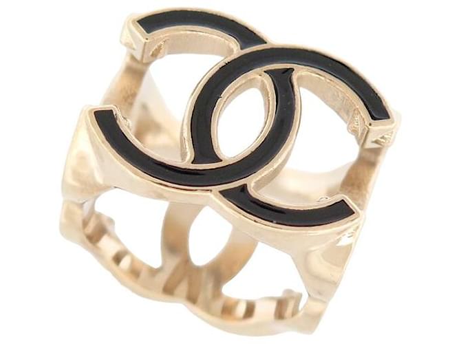 NUEVO ANILLO CUBO CHANEL LOGO CC METAL ORO Y LACA NEGRA 54 ANILLO ACERO NUEVO Dorado  ref.1394637