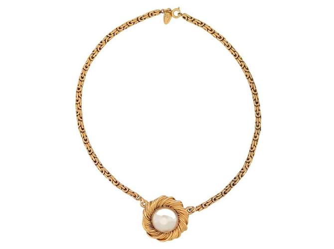 COLLANA CHANEL VINTAGE CM 42 IN PERLE E METALLO ORO COLLANA DI PERLE DORATE D'oro  ref.1394696