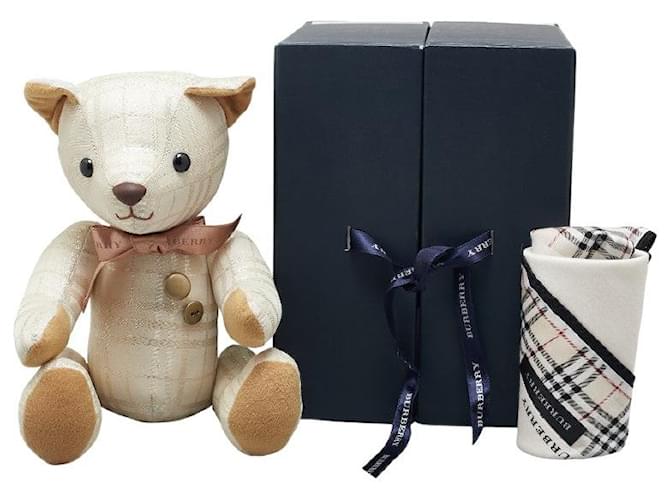 Burberry Taschentuch und Plüsch Set Canvas Sonstiges in gutem Zustand Leinwand  ref.1394762