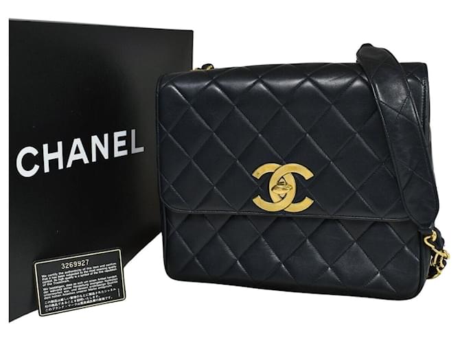 Timeless Chanel Matelassé Preto Couro  ref.1395458