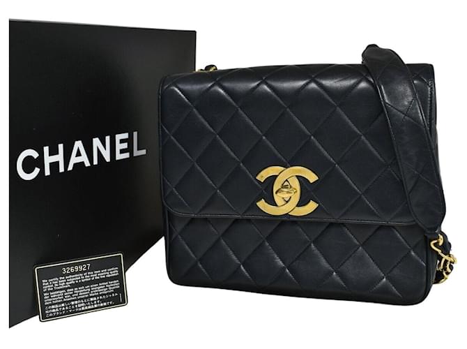 Classique Chanel Matelassé Cuir Noir  ref.1395458