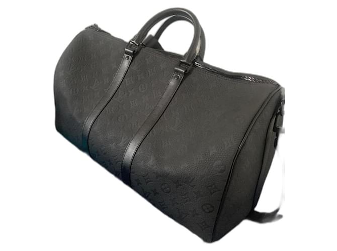 Louis Vuitton Keepall 50 taurillon Black Leather  ref.1395894