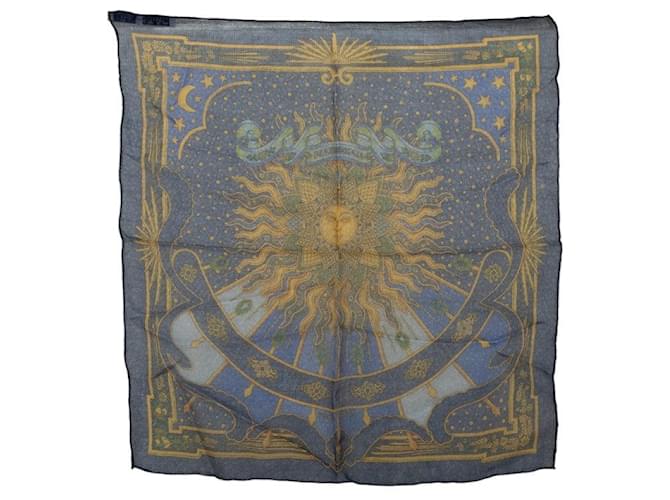 Hermès Hermes Carre 45 Carpe Diem Silk Scarf Toile Écharpe en bon état  ref.1396108