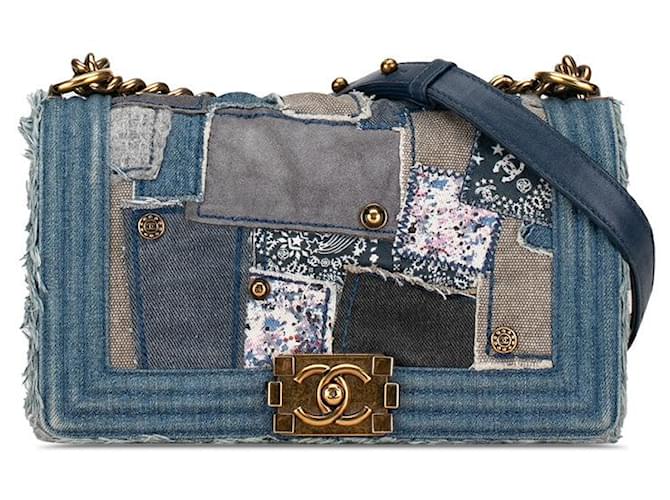 Chanel Medium Patchwork Denim Le Boy Flap Bag Sac à bandoulière en jean en bon état  ref.1396175