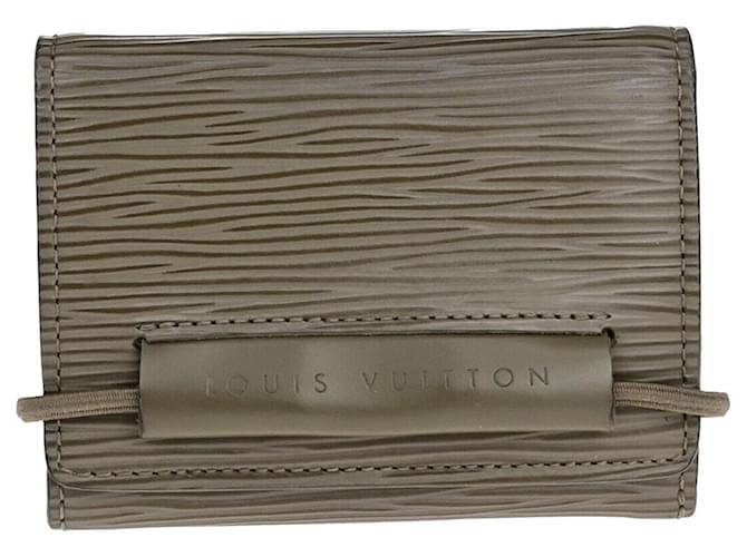 Élastique Louis Vuitton Cuir Gris  ref.1396303