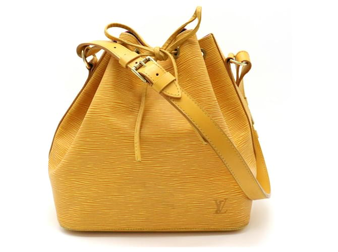 Noe Louis Vuitton Petit Noé Amarelo Couro  ref.1396306