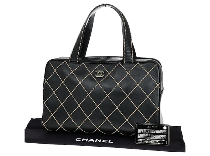 Chanel Wild stitch Black Leather  ref.1396499
