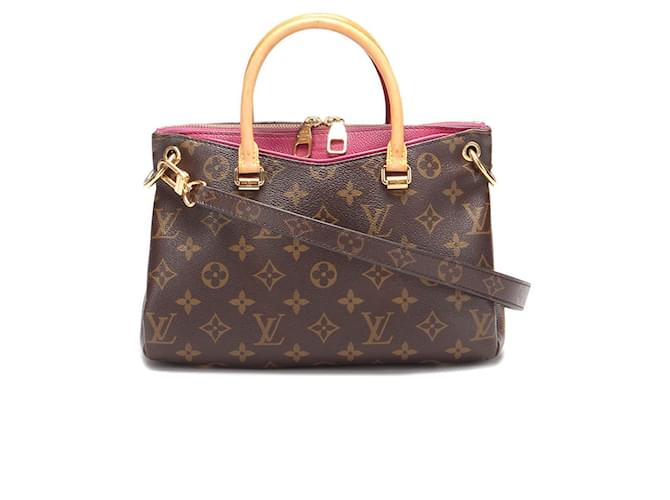 Louis Vuitton Monogram Pallas BB Canvas Crossbody Bag in Excellent condition Cloth  ref.1396640