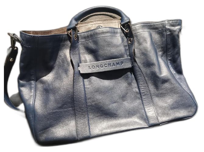 Bolsa de mão Longchamp em couro azul marinho