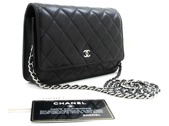 Bolso de hombro CHANEL Black Classic Wallet On Chain WOC de piel de cordero con detalles en plata. Negro Cuero  ref.1396876