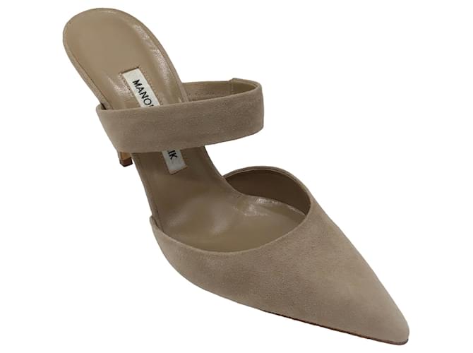 Autre Marque Manolo Blahnik Taupe Pointed Toe Suede Mules Beige  ref.1397683