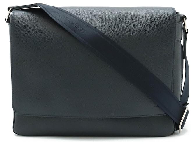 Louis Vuitton Roman Black Leather  ref.1397956