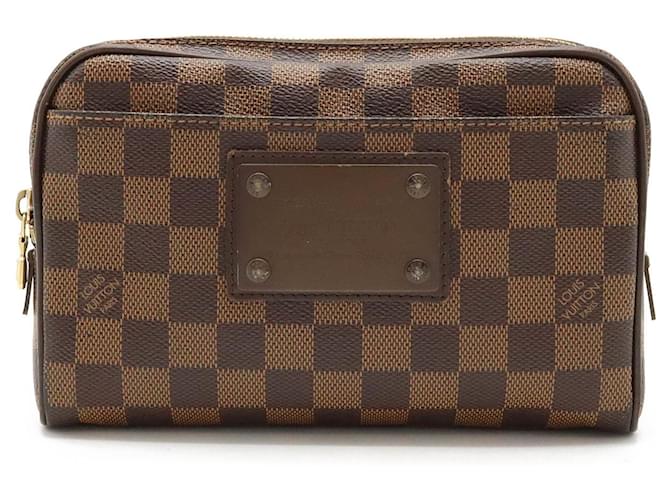 Louis Vuitton Brooklyn Brown Cloth  ref.1397985