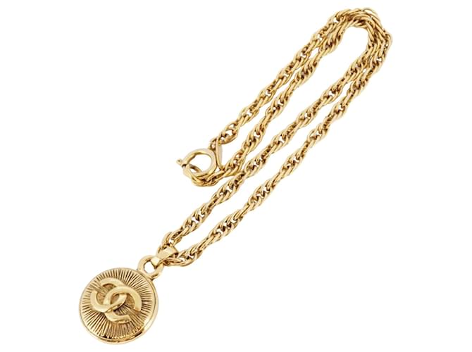 Colar Chanel Dourado Banhado a ouro  ref.1398013