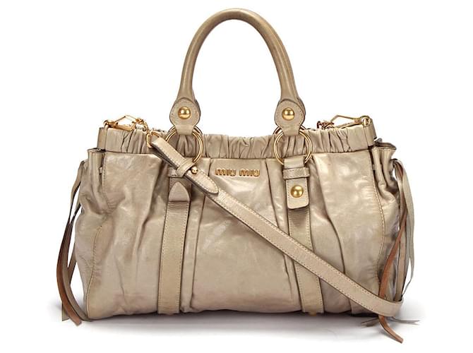 Miu Miu Bolsa tiracolo Vitello Shine Couro  ref.1398229