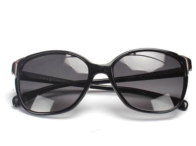 Prada Oversized Tinted Sunglasses SPR 01O Plastic  ref.1398322