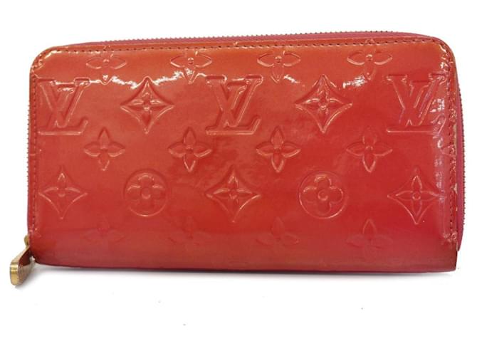 Louis Vuitton Zippy Red Patent leather  ref.1398397