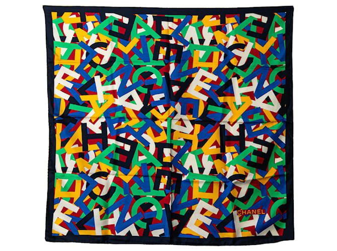 Bufanda de seda con varios alfabetos de Chanel Paño  ref.1398586