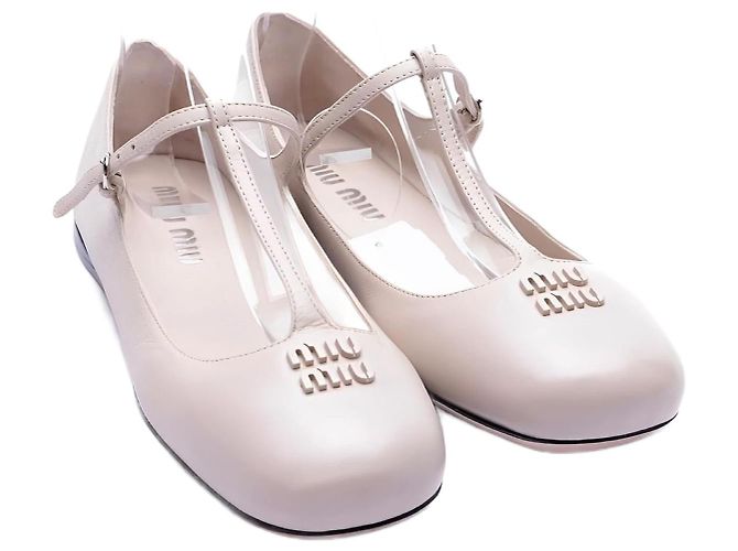 Ballerines Miu Miu en cuir beige