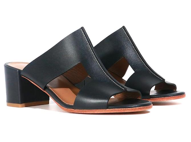 Hermès HERMES  Sandals T.eu 37 leather Black  ref.1399707
