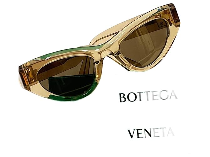 Solaires BOTTEGA VENETA Plastique Doré  ref.1399841