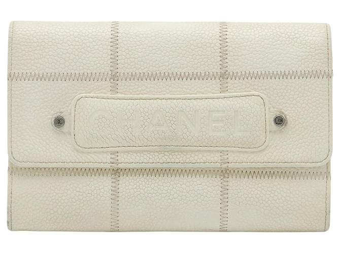 Chanel-Quadratstich Weiß Leder  ref.1400927