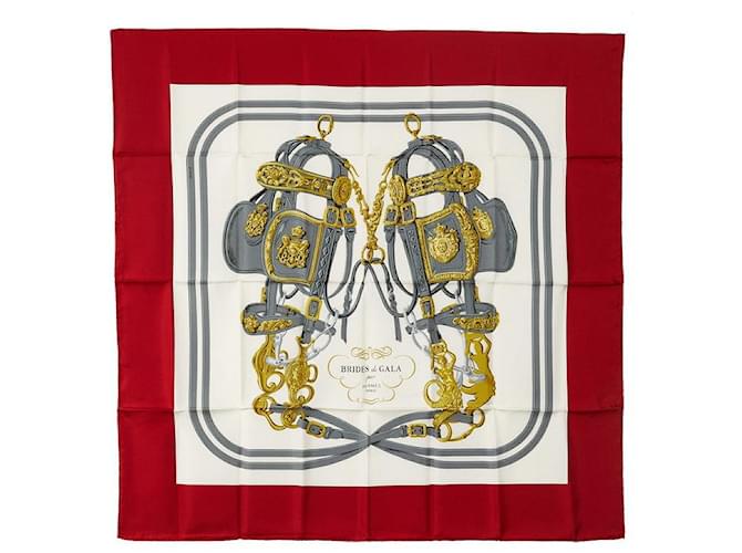 Écharpe en soie Hermès 88,5x88 cm BRIDES de GALA en très bon état Toile Rouge  ref.1402247